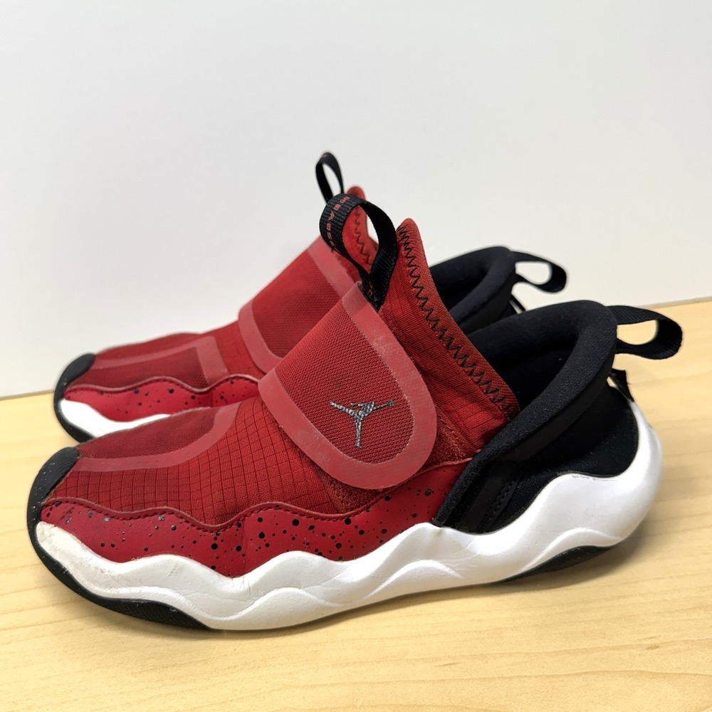 Nike Jordan 23/7 Kid's Varsity Sneakers, Size 2Y, Red Black White, DQ9293-602